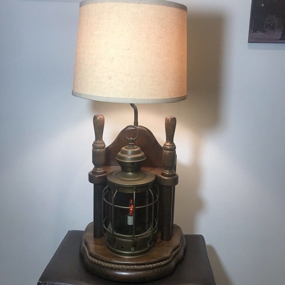 Nautical Themed Table Lamp Vintage Milford Guild Lantern Brass Beach 3 Mode NICE - Picture 1 of 12